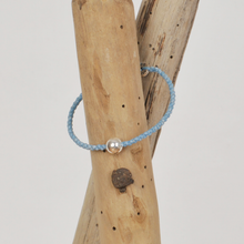 Carica l'immagine nel visualizzatore di Gallery, Braccialetto macramè | Bulesina Azzurro